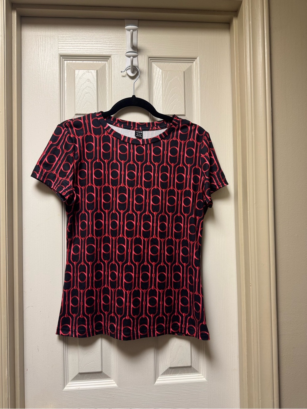 SHEIN Black Tee with Bold Red Geometric Print
